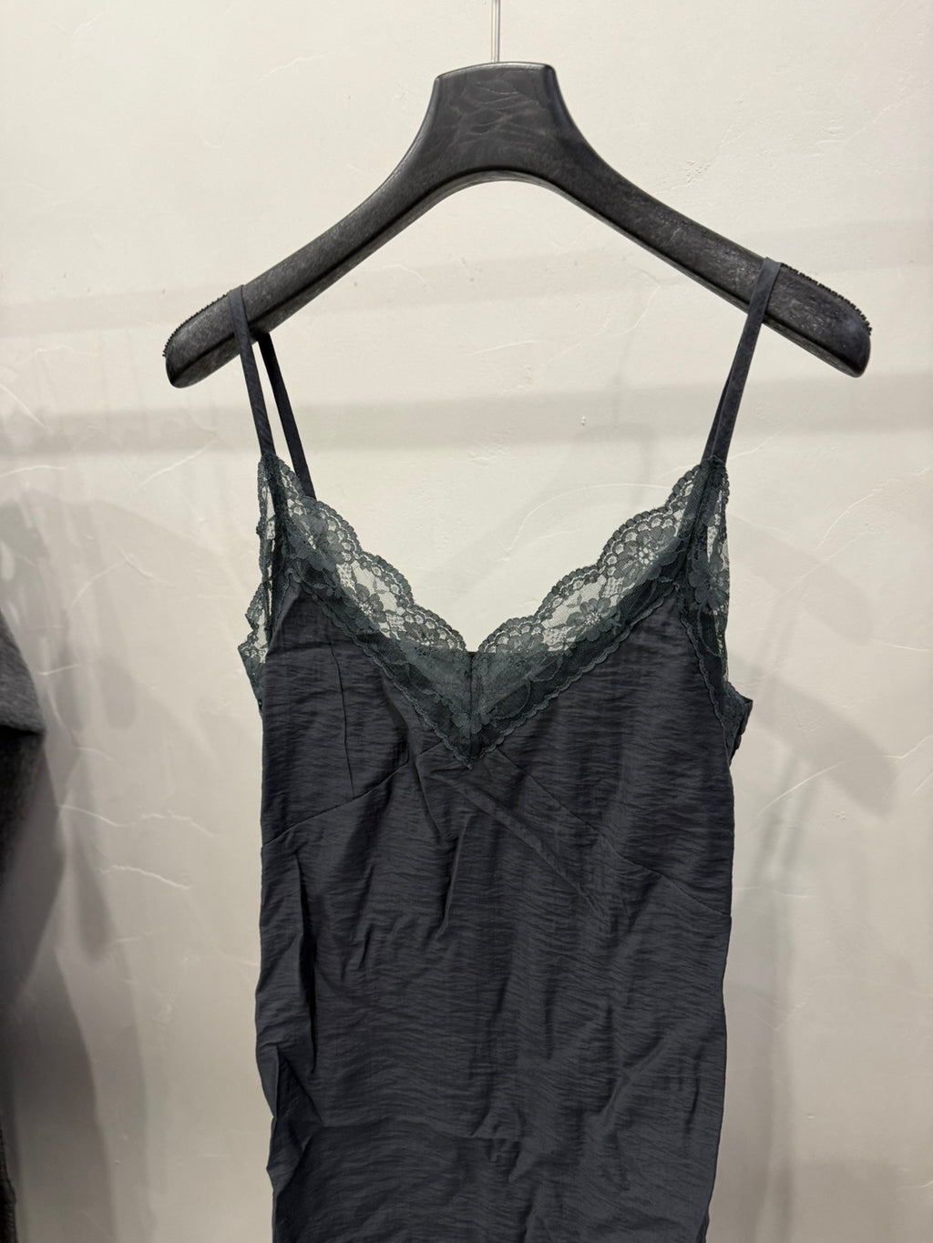 LACHER Elegant Lace Splicing Cami Dress - Versatile Solid Color Midi Slip Dress