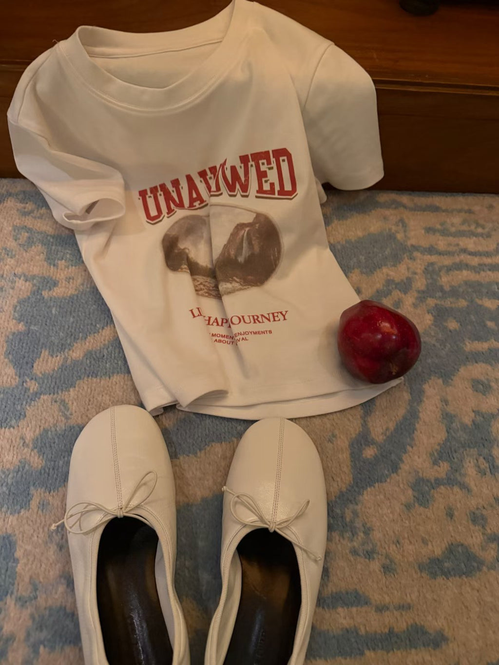 LACHER Vintage Graphic Crop T-Shirt - Retro Printed Casual Cotton Short Sleeve Tee for Women