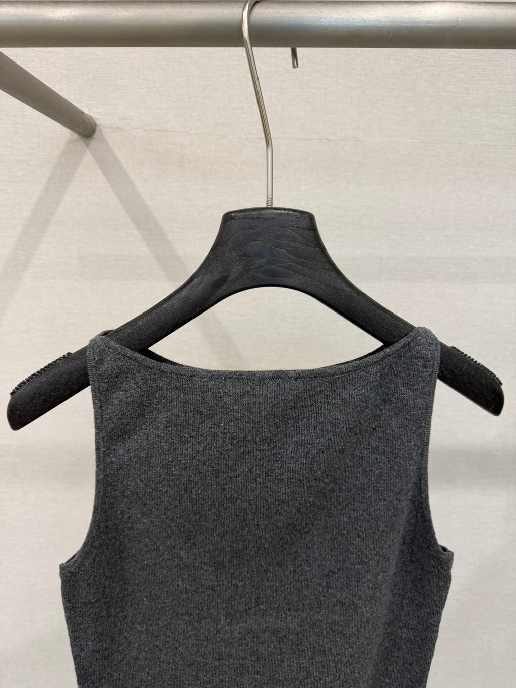 LACHER Women's Seamless Skin-Friendly Tank Top - Armpit Smoothing Crossed Strap Summer Sleeveless Top