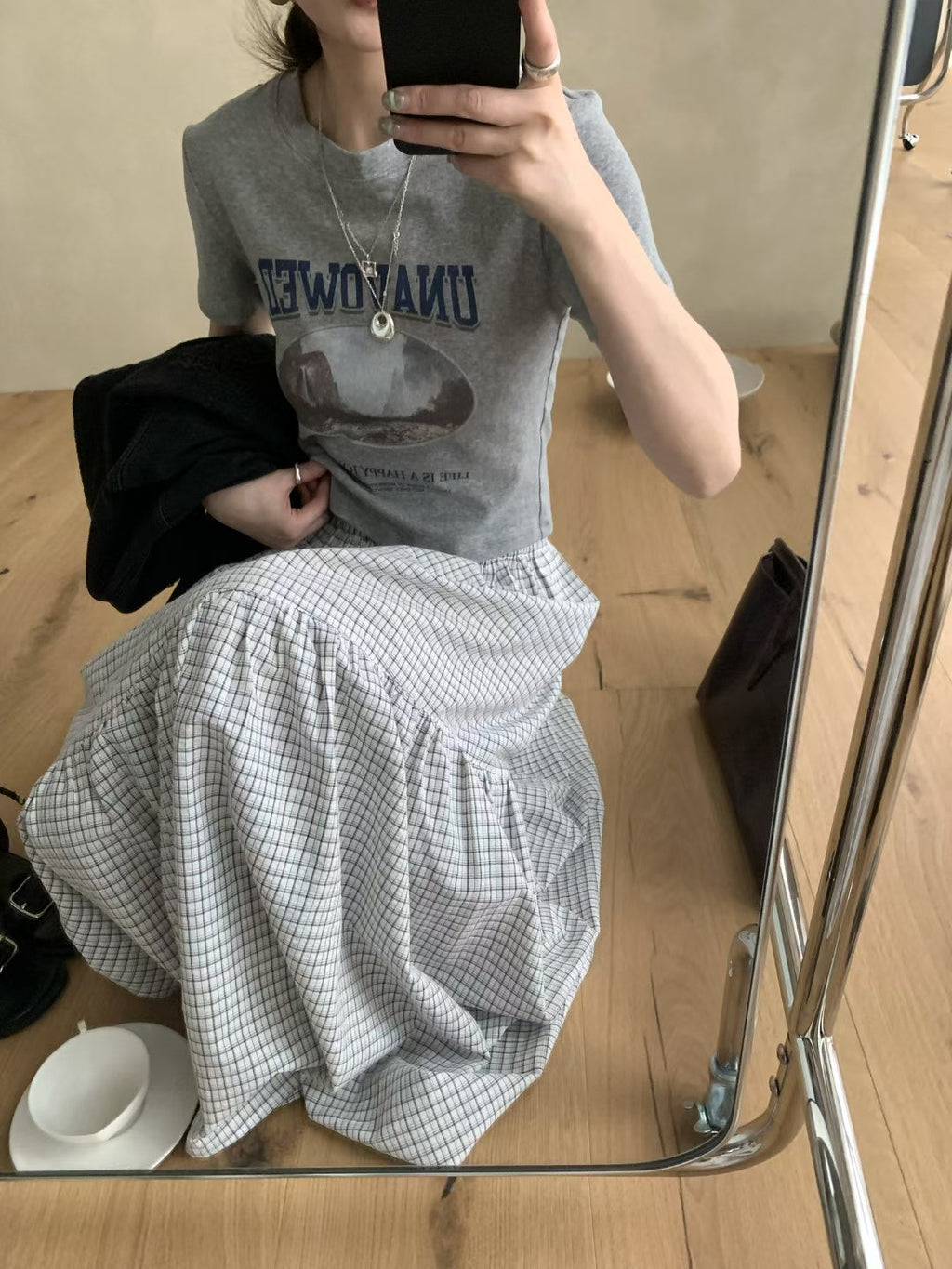 LACHER Vintage Graphic Crop T-Shirt - Retro Printed Casual Cotton Short Sleeve Tee for Women