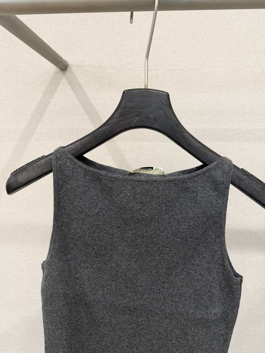 LACHER Women's Seamless Skin-Friendly Tank Top - Armpit Smoothing Crossed Strap Summer Sleeveless Top