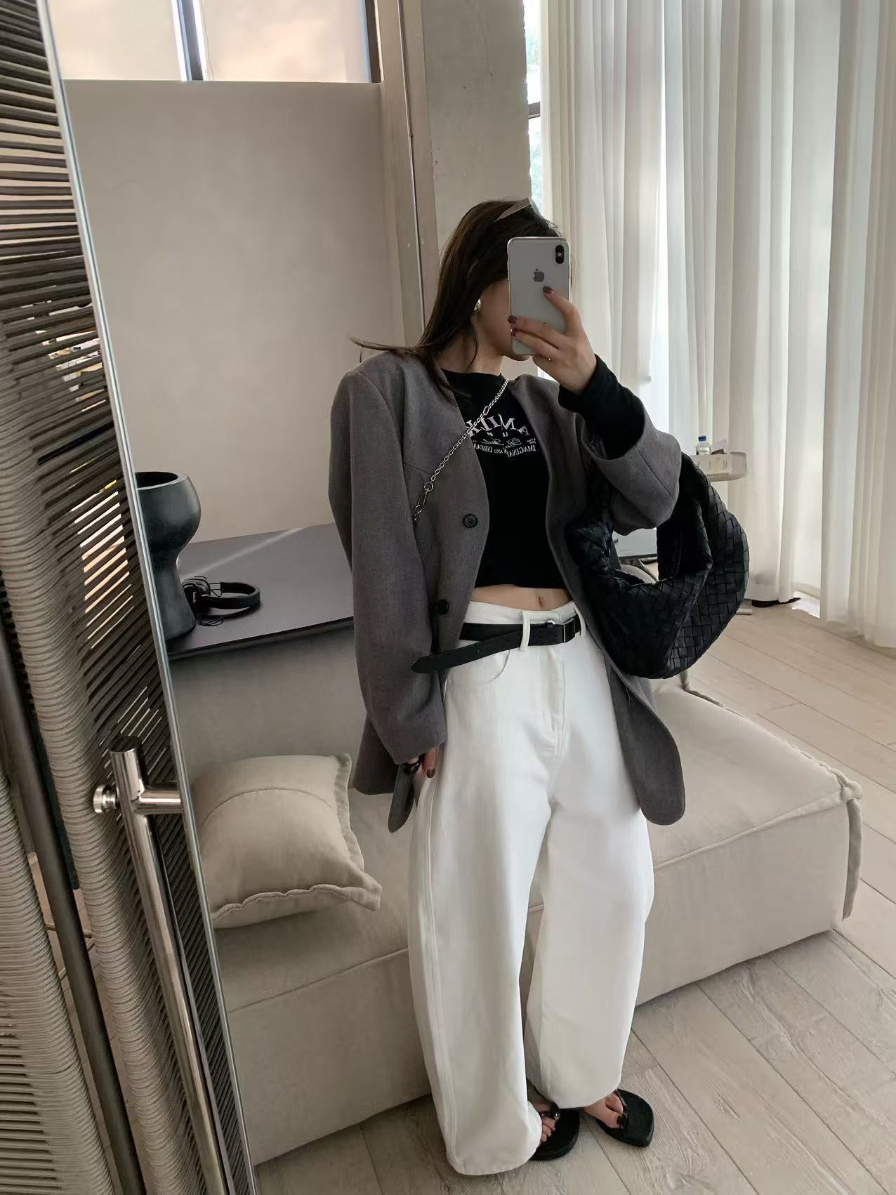 LACHER 2026 Spring Collection High-Waist Slimming Curved Leg Jeans