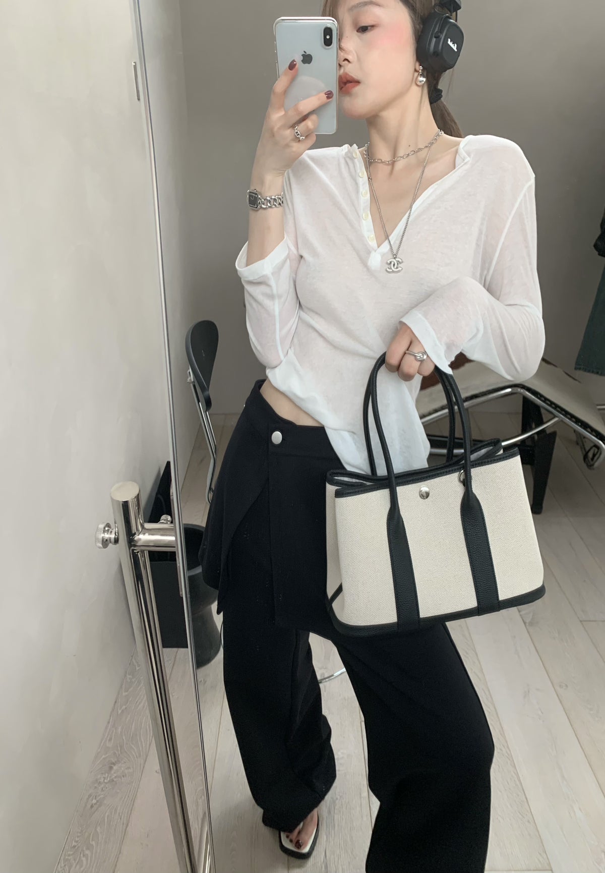 Premium Korean Style V-Neck Long Sleeve Basic Top - Elegant Loose Fit Autumn Blouse