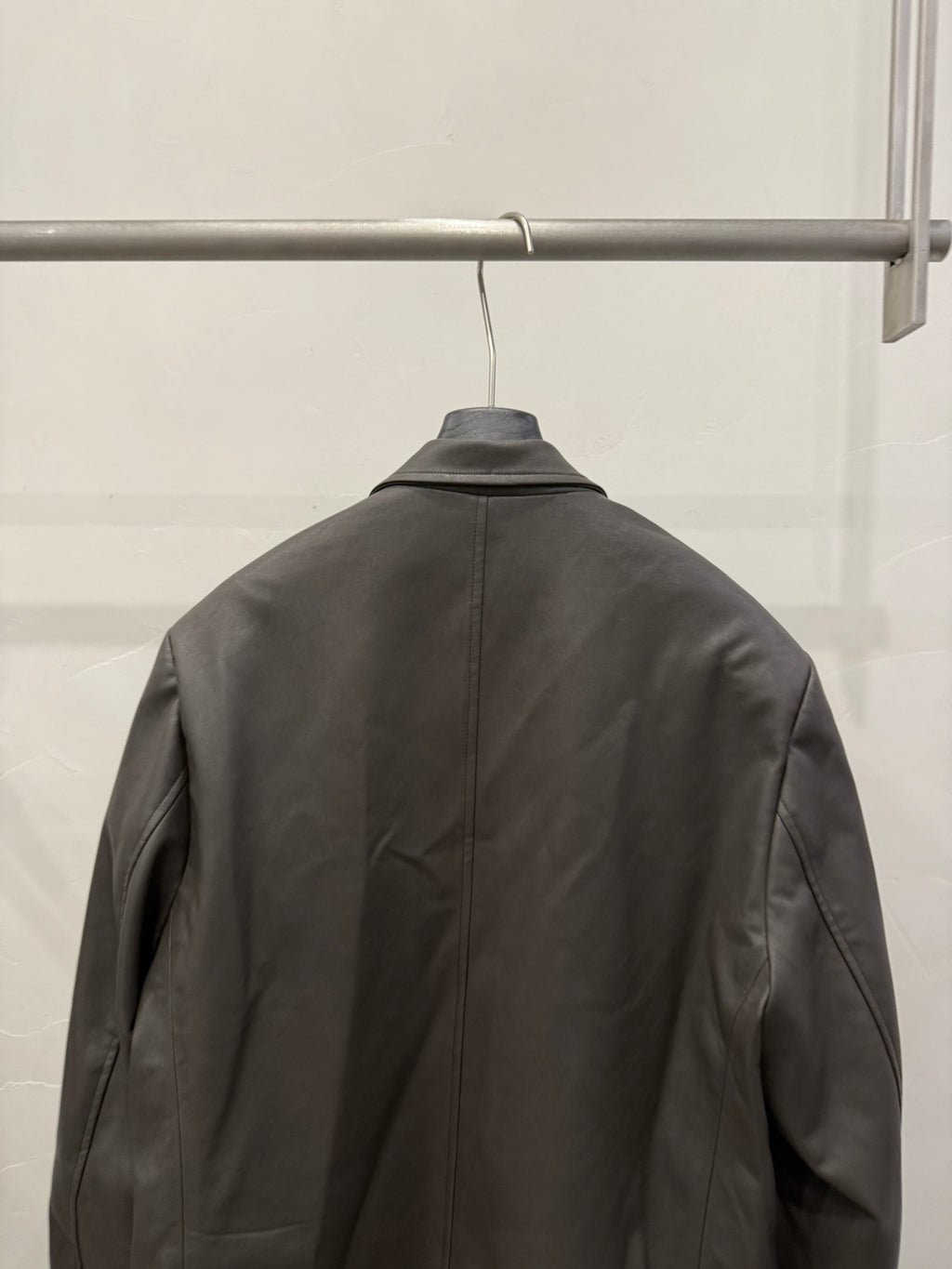 LACHER Premium Distressed Oil-Waxed Leather Blazer - Vintage Oversized Broad-Shoulder Friendly Spring Suit