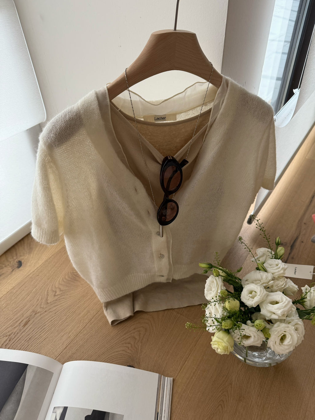 LACHER Elegant V-Neck Wool Blend Knit Cardigan - Slimming Short Sleeve Soft Casual Sweater for Women