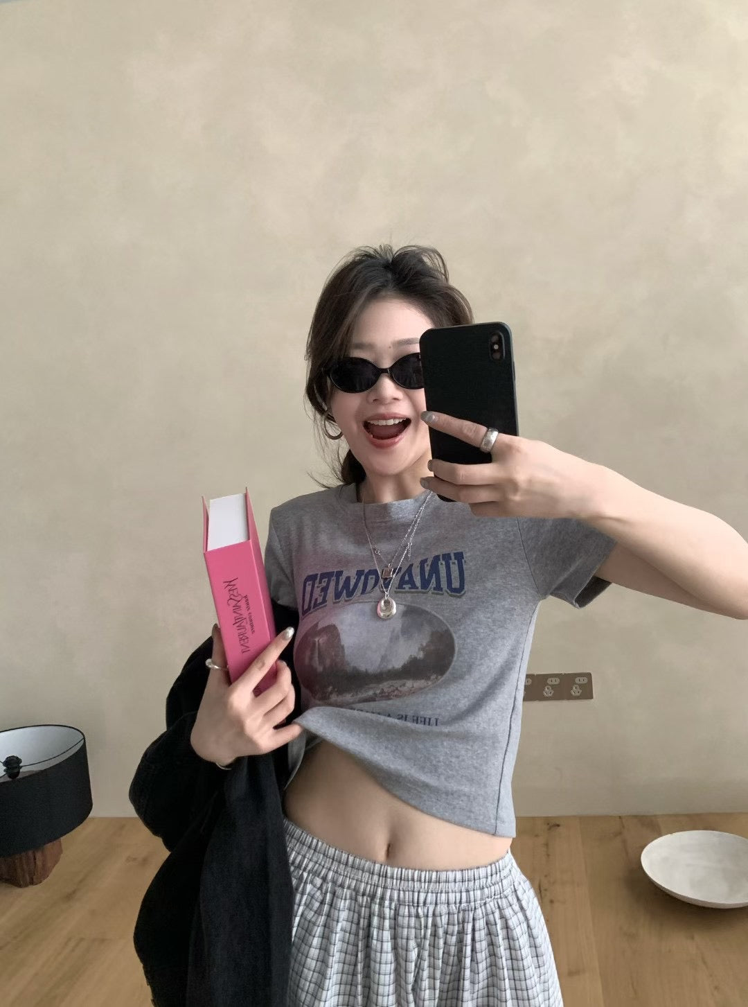 LACHER Vintage Graphic Crop T-Shirt - Retro Printed Casual Cotton Short Sleeve Tee for Women