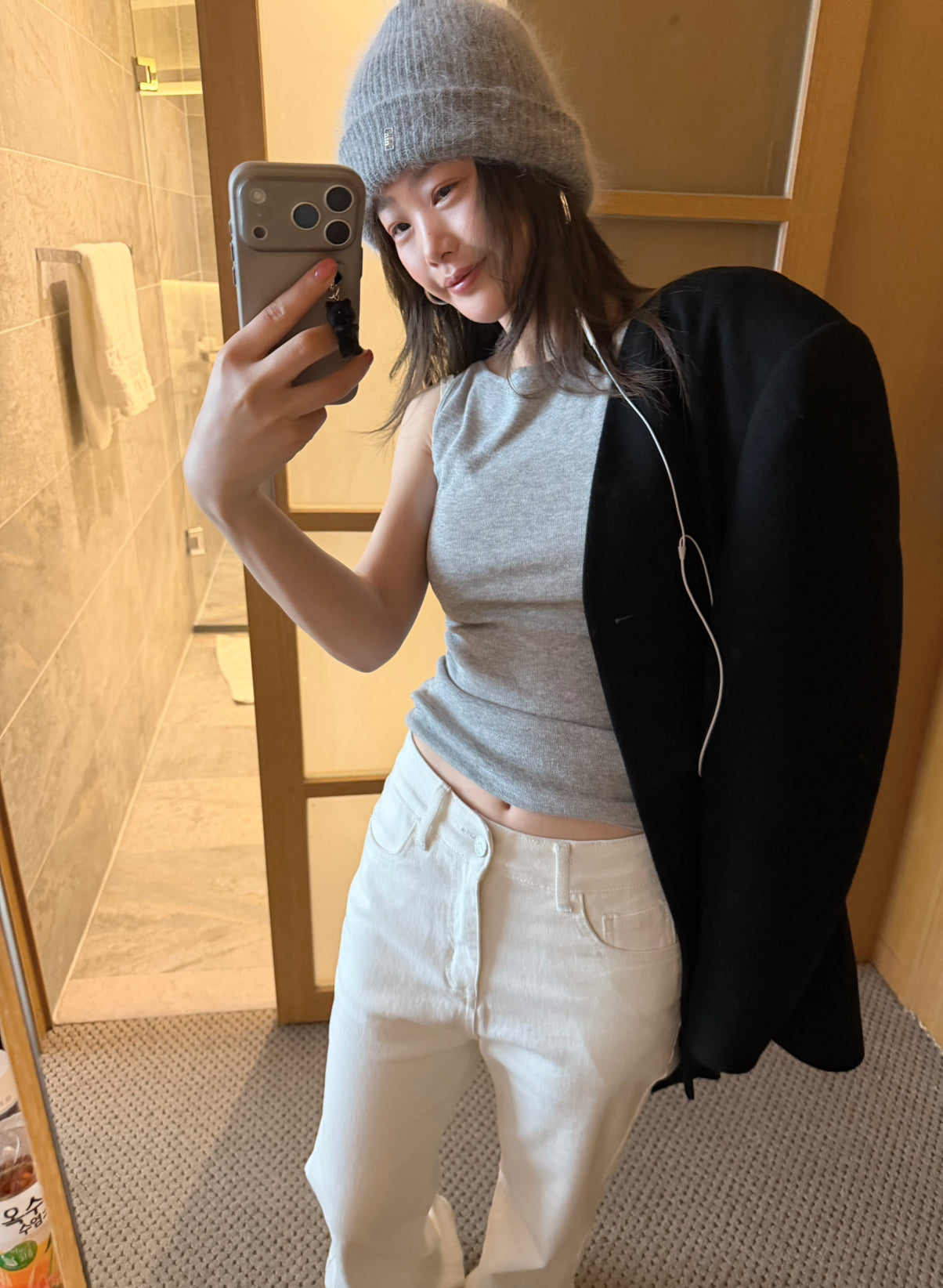 LACHER Women's Seamless Skin-Friendly Tank Top - Armpit Smoothing Crossed Strap Summer Sleeveless Top