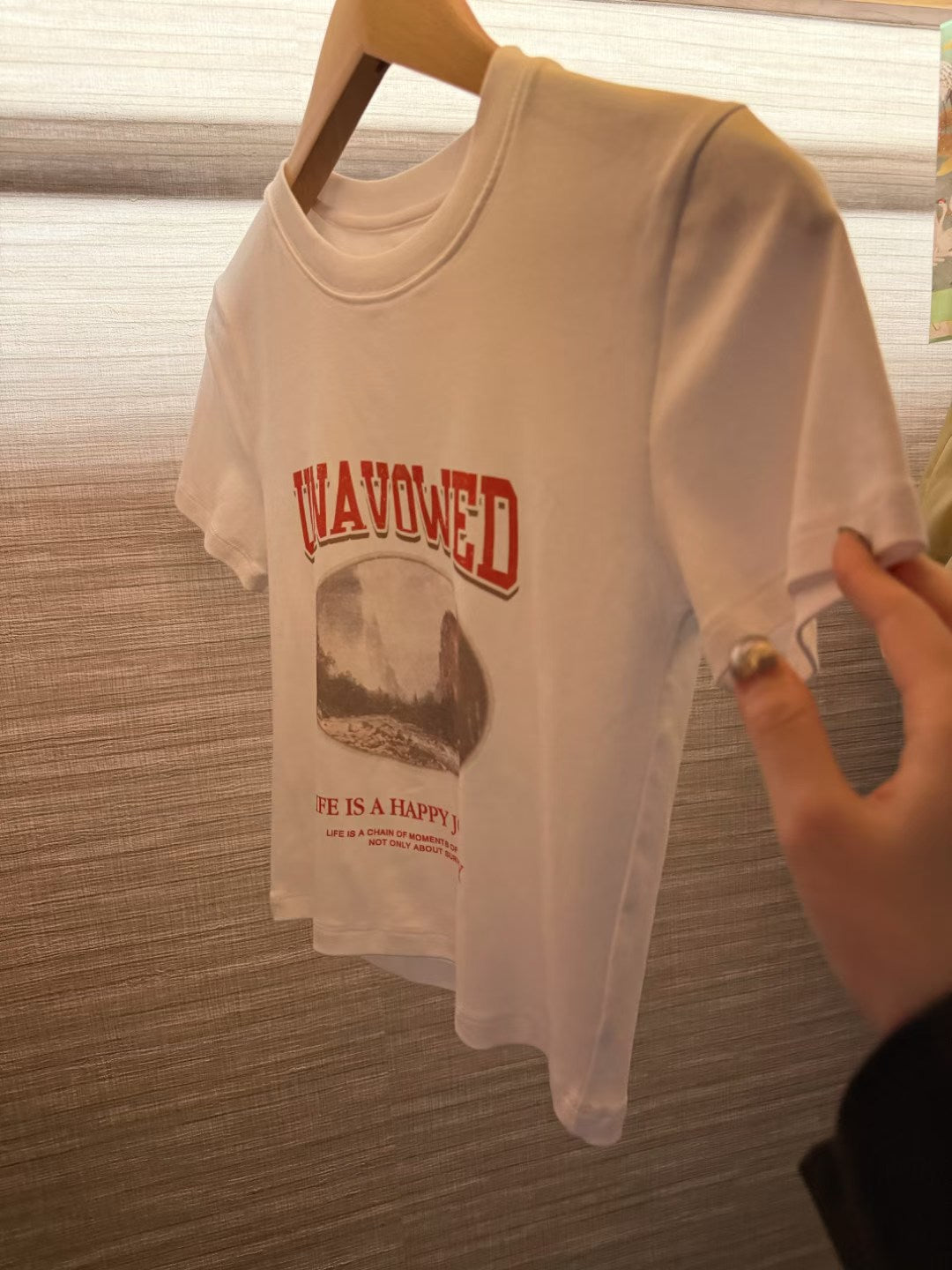 LACHER Vintage Graphic Crop T-Shirt - Retro Printed Casual Cotton Short Sleeve Tee for Women