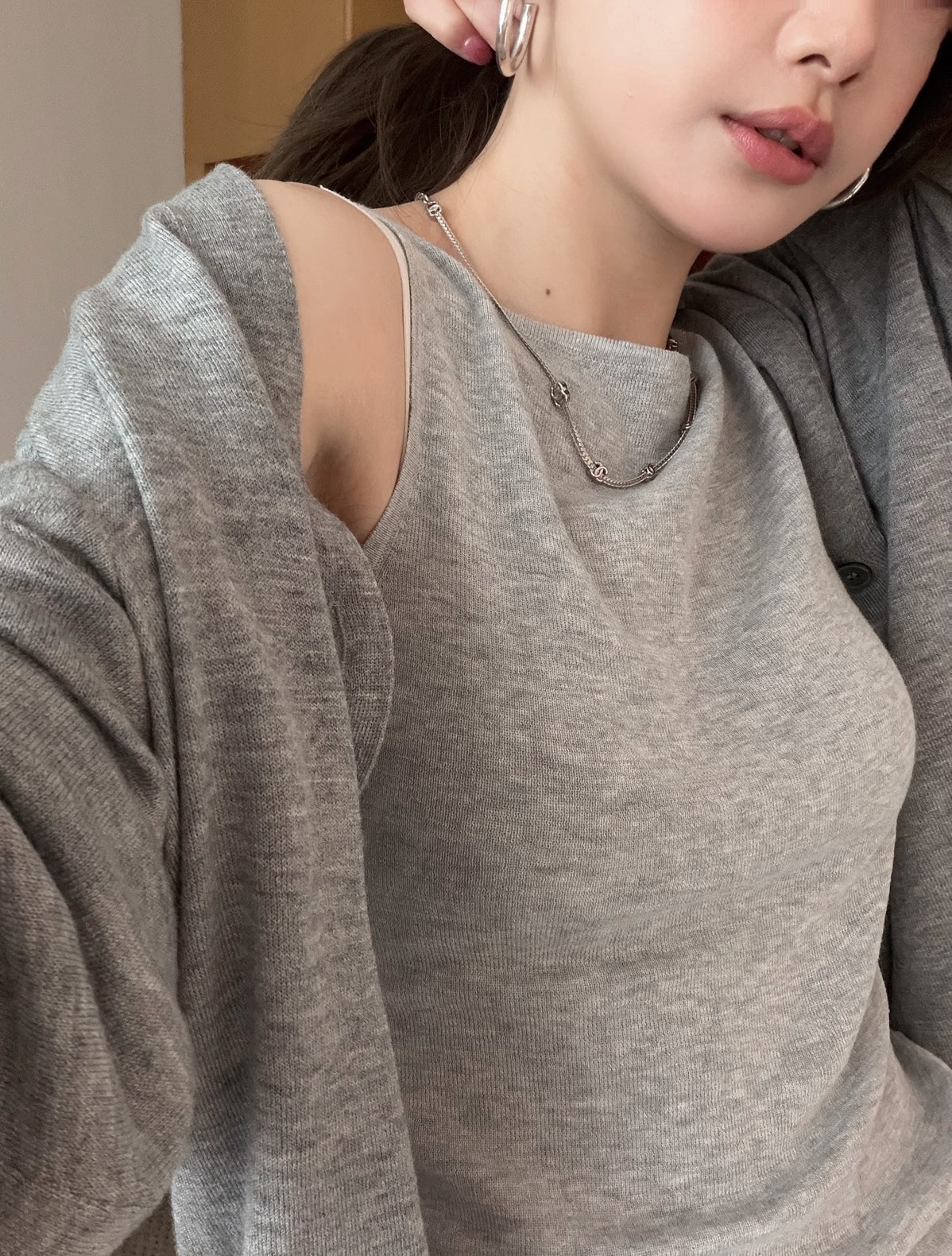 LACHER Women's Seamless Skin-Friendly Tank Top - Armpit Smoothing Crossed Strap Summer Sleeveless Top