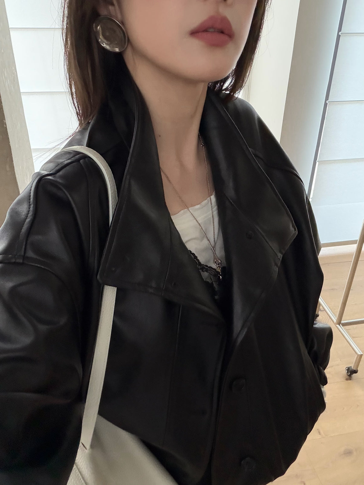 LACHER Women's Minimalist H-Line Lapel Cropped Fashion Leather Jacket