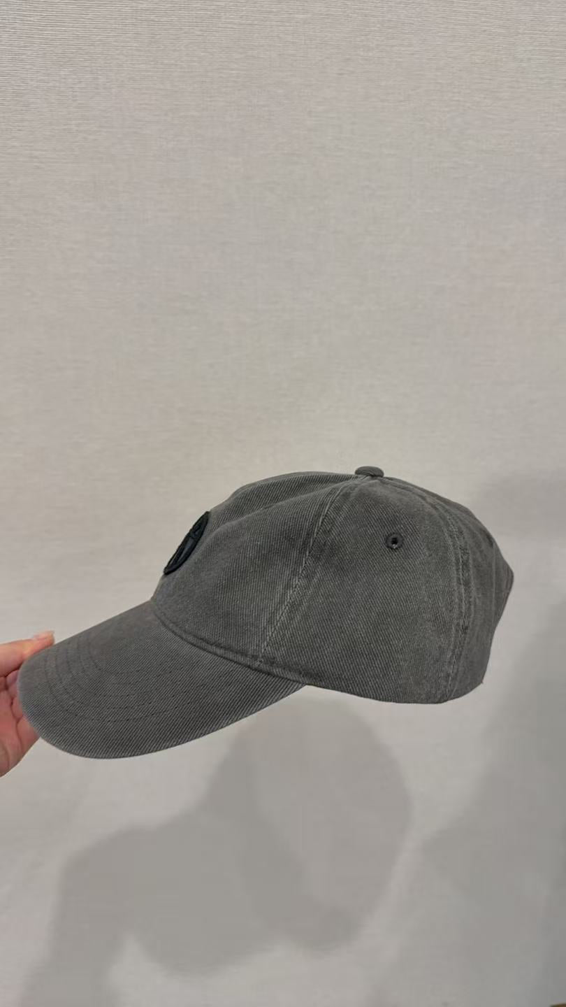 LACHER Minimalist Versatile Embroidered Baseball Cap - Premium Urban Style Hat