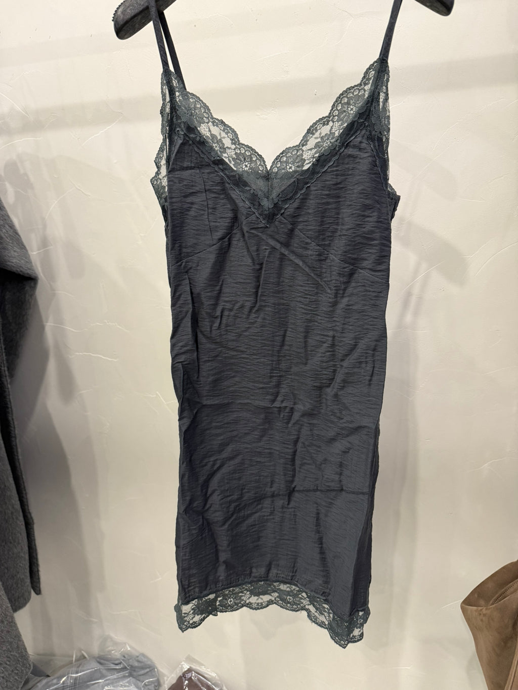 LACHER Elegant Lace Splicing Cami Dress - Versatile Solid Color Midi Slip Dress