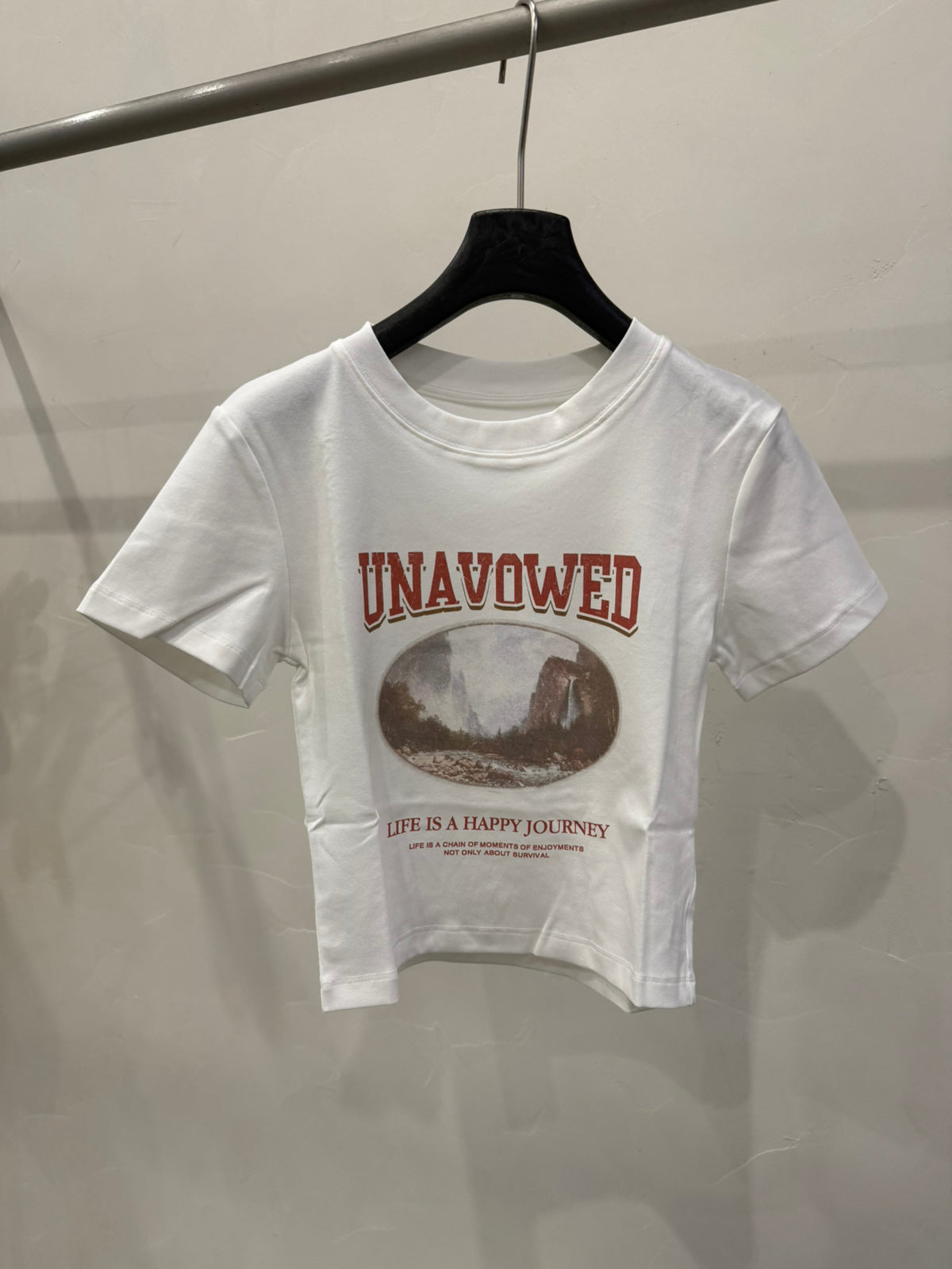 LACHER Vintage Graphic Crop T-Shirt - Retro Printed Casual Cotton Short Sleeve Tee for Women