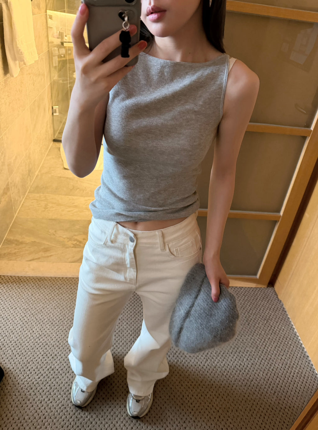 LACHER Women's Seamless Skin-Friendly Tank Top - Armpit Smoothing Crossed Strap Summer Sleeveless Top