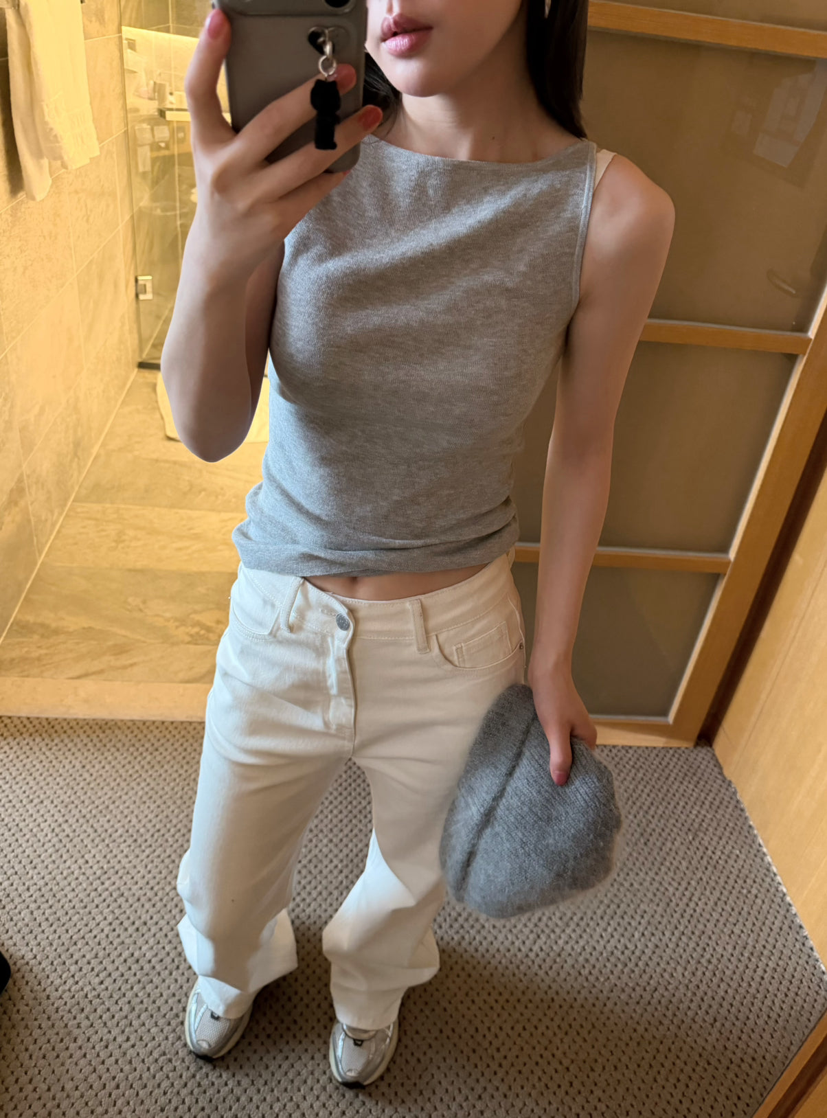 LACHER Women's Seamless Skin-Friendly Tank Top - Armpit Smoothing Crossed Strap Summer Sleeveless Top