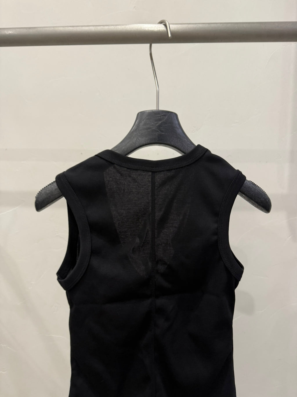 LACHER Minimalist V-Neck Slimming Vest - Trending Elegant Solid Color Fine Knit Top
