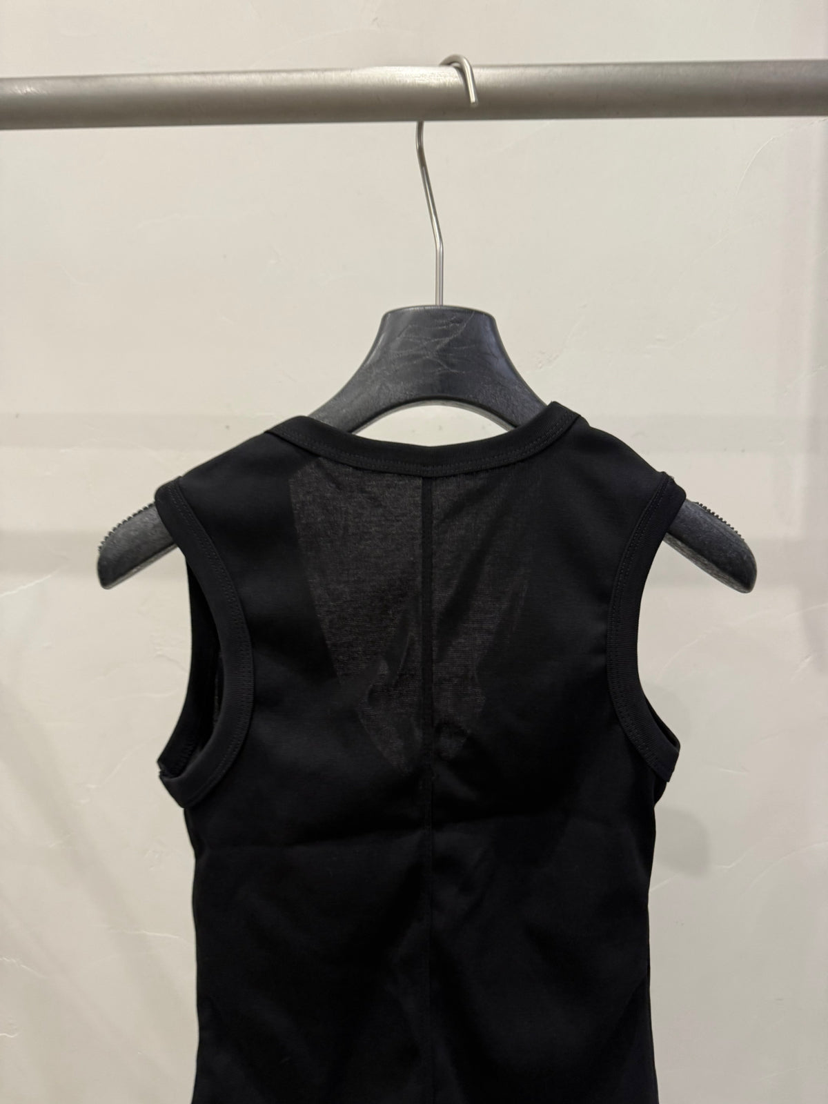 LACHER Minimalist V-Neck Slimming Vest - Trending Elegant Solid Color Fine Knit Top