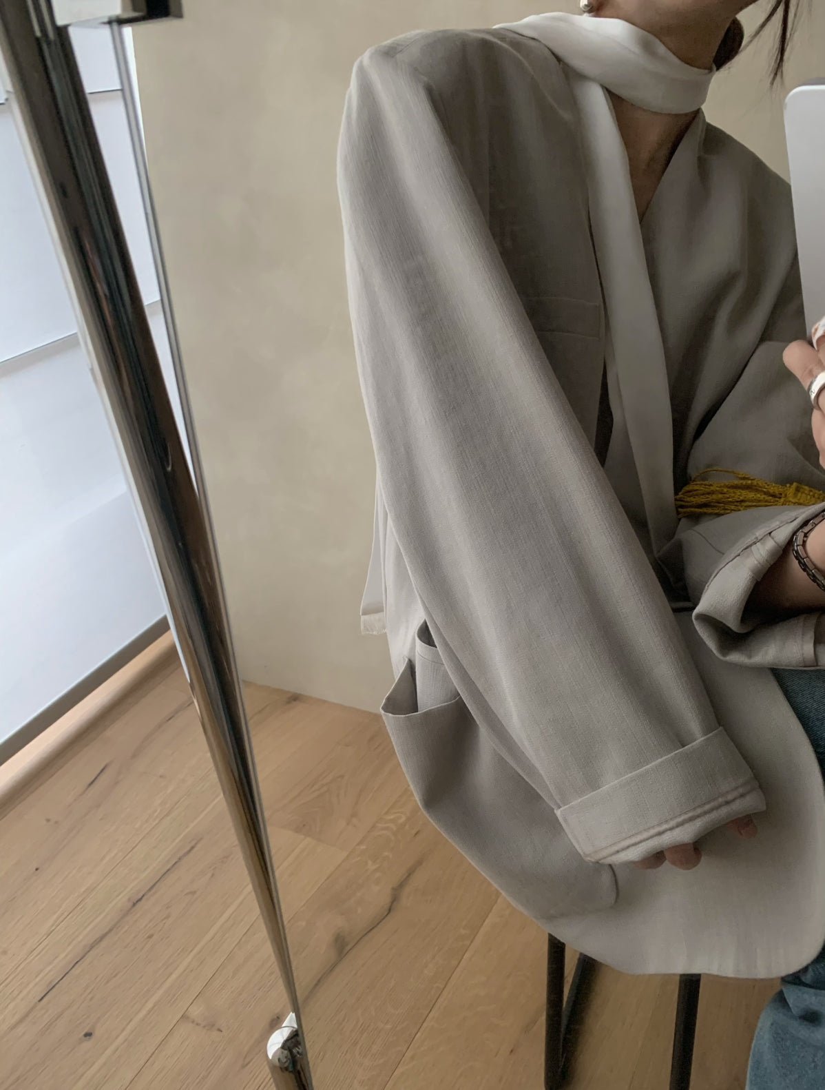 LACHER Women's Minimalist Business Casual Solid Color Blazer - Loose Fit Premium Texture