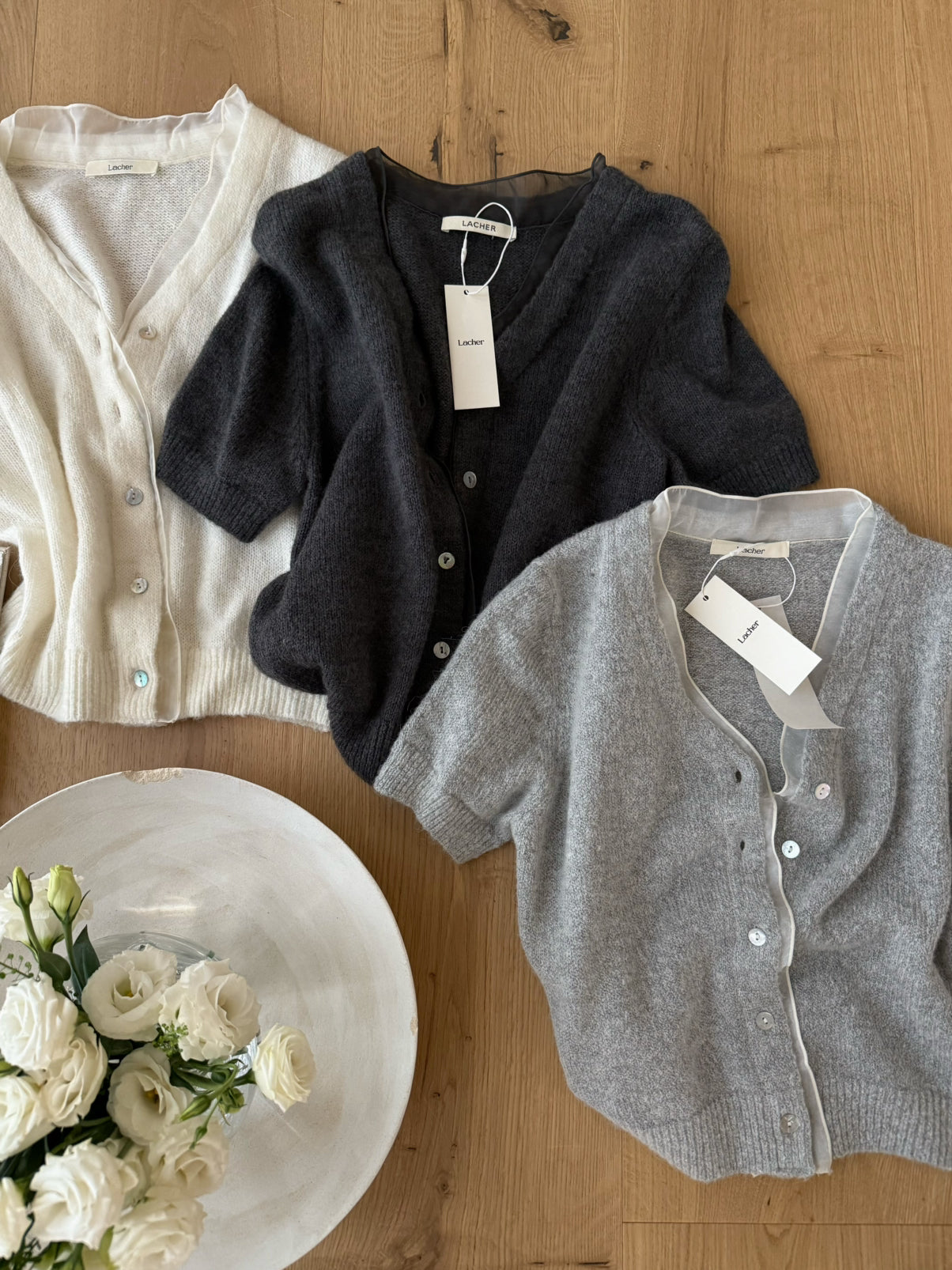 LACHER Elegant V-Neck Wool Blend Knit Cardigan - Slimming Short Sleeve Soft Casual Sweater for Women