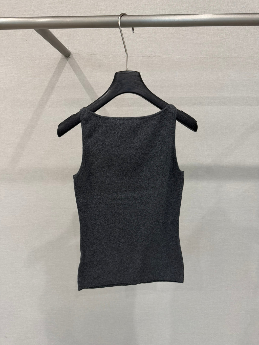 LACHER Women's Seamless Skin-Friendly Tank Top - Armpit Smoothing Crossed Strap Summer Sleeveless Top