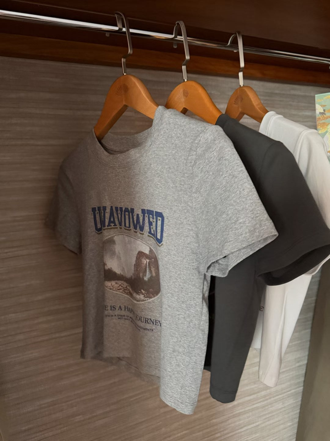 LACHER Vintage Graphic Crop T-Shirt - Retro Printed Casual Cotton Short Sleeve Tee for Women